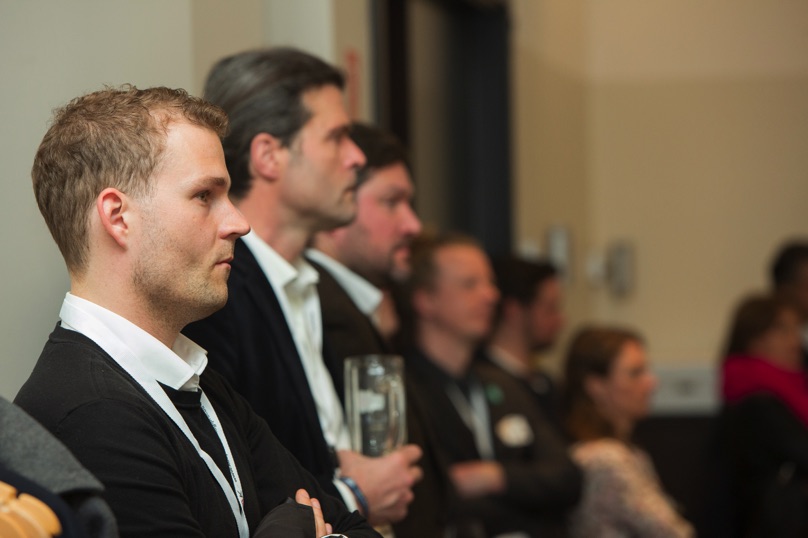 /images/slider-imgs-xs/085_Foto Loeffler_Weconact.jpg